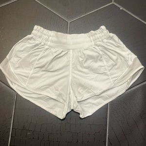 lululemon hottie hot shorts